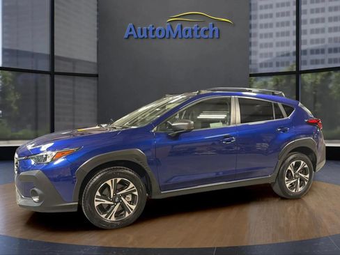Used 2024 Subaru Crosstrek 2.0i Premium w/ Crosstrek Mirror Package AWD/4WD image 5