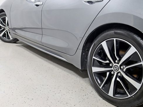 Used 2022 Nissan Maxima SL image 12