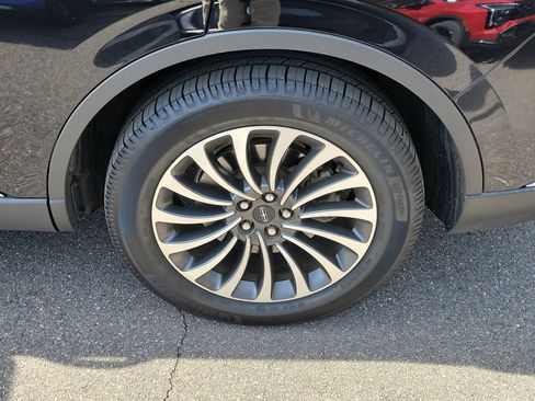 Used 2022 Lincoln Aviator Reserve RWD image 38