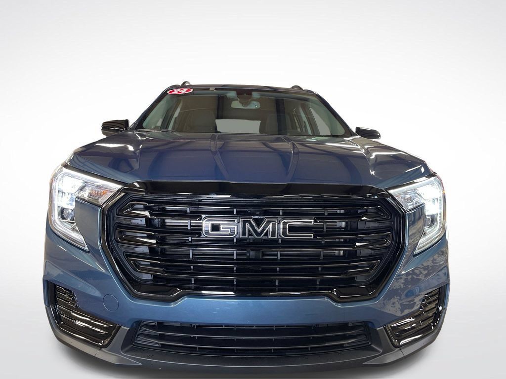 Used 2024 GMC Terrain SLE w/ Driver Convenience Package AWD/4WD image 9