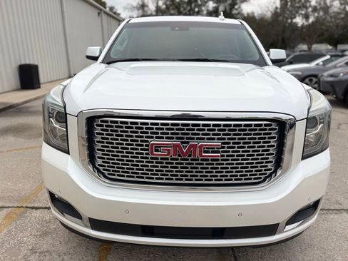 Used 2017 GMC Yukon Denali w/ Open Road Package image 8