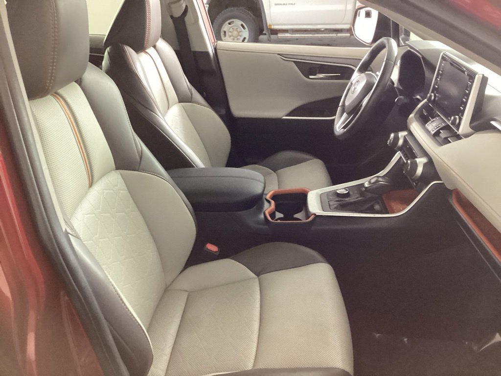 Used 2020 Toyota RAV4 Adventure w/ Convenience Package AWD/4WD image 18
