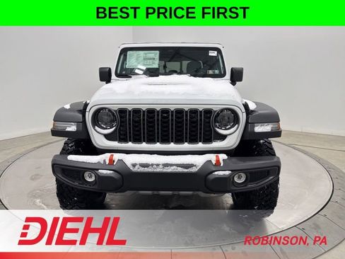 New 2026 Jeep Gladiator Mojave image 2