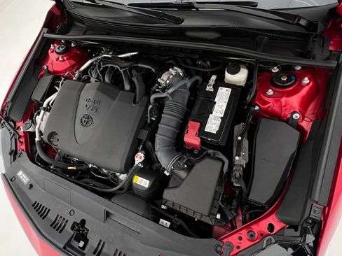 Used 2024 Toyota Camry XSE w/ Navigation Package image 31