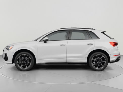 Used 2025 Audi Q3 2.0T Premium AWD/4WD image 2