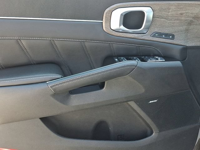 Used 2023 Kia Sorento SX Prestige AWD/4WD image 16