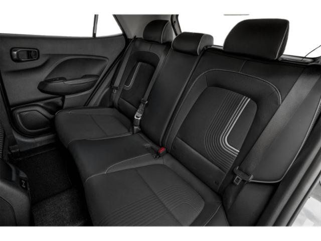 Used 2024 Hyundai Venue Limited FWD image 12
