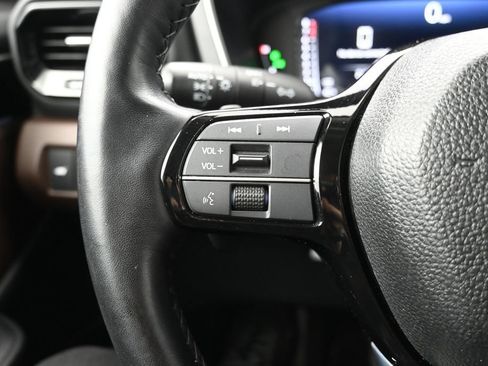 Used 2023 Honda Pilot Elite image 18