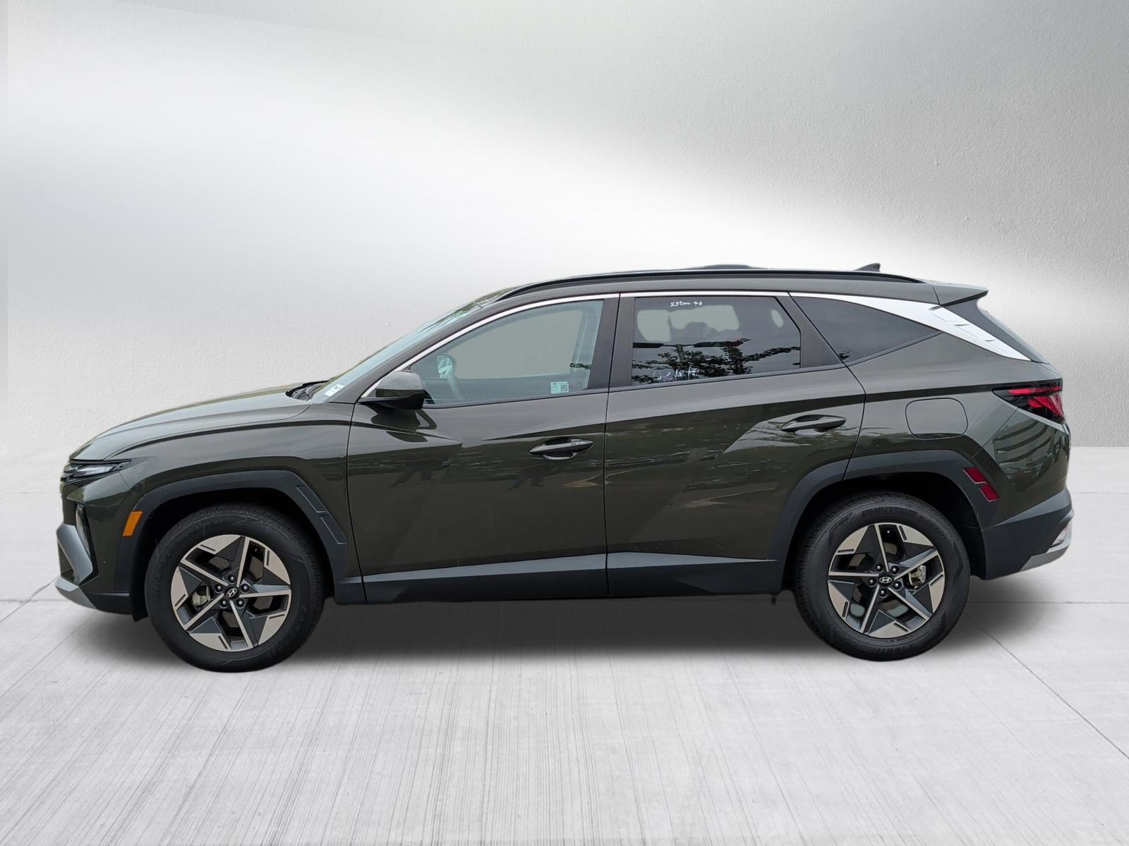Used 2025 Hyundai Tucson SEL AWD/4WD image 4
