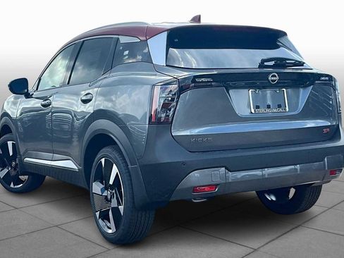 New 2025 Nissan Kicks SR image 7