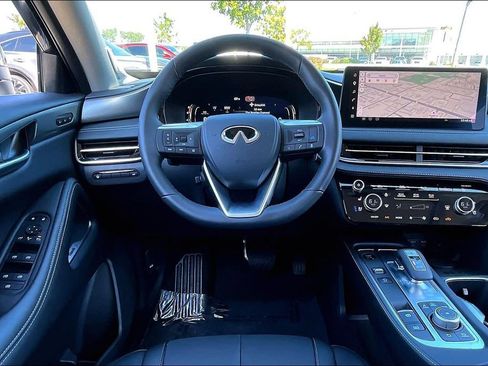 Certified 2027 INFINITI QX60 Luxe w/ Cargo Package AWD/4WD image 17