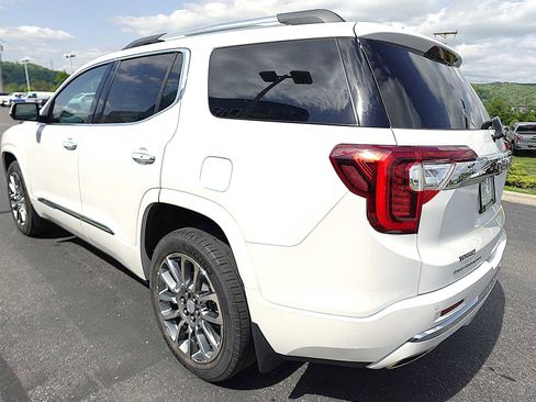 Used 2023 GMC Acadia Denali w/ Denali Ultimate Package AWD/4WD image 5