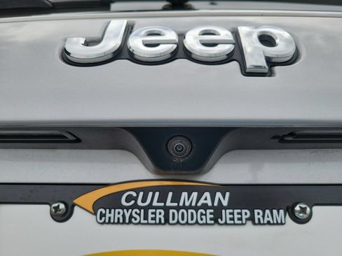 Used 2024 Jeep Compass Latitude AWD/4WD image 38