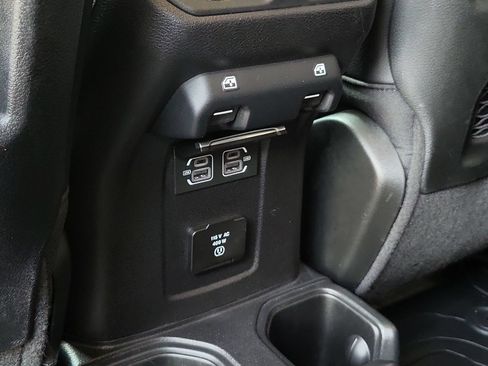 Used 2021 Jeep Gladiator Mojave AWD/4WD image 22