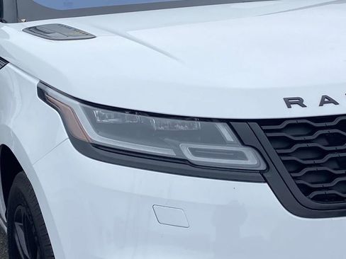 Used 2021 Land Rover Range Rover Velar R-Dynamic S image 4