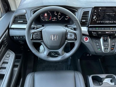 New 2026 Honda Odyssey EX-L image 24