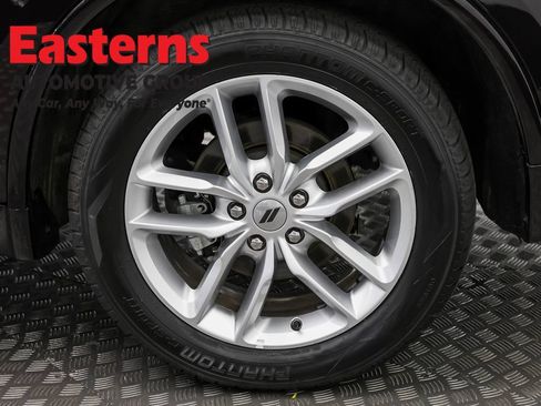 Used 2024 Dodge Durango GT RWD image 32