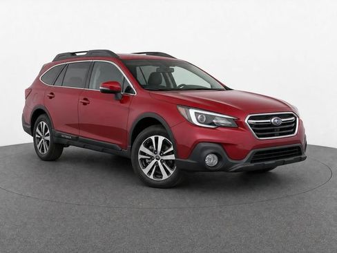 Used 2018 Subaru Outback 2.5i Limited AWD/4WD image 2