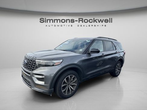 Used 2023 Ford Explorer ST-Line image 4