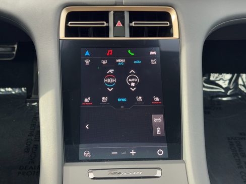 Used 2025 Porsche Taycan 4S w/ Premium Package image 36