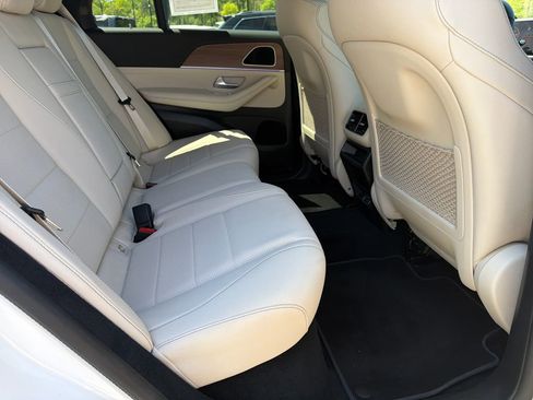 Certified 2025 Mercedes-Benz GLE 450 4MATIC image 34