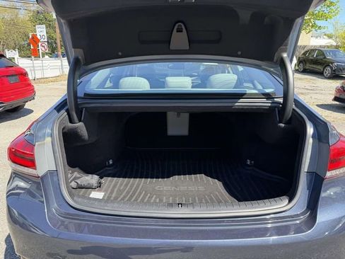 Used 2015 Hyundai Genesis 3.8 AWD/4WD image 10