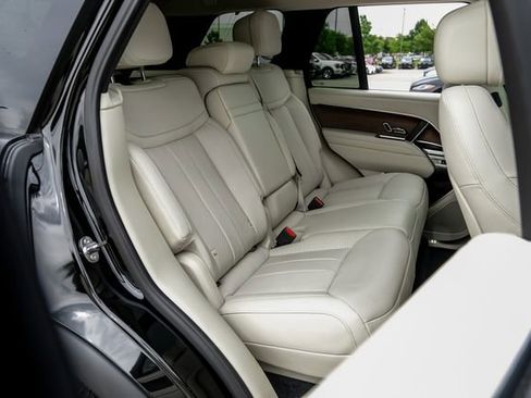 Used 2024 Land Rover Range Rover SE AWD/4WD image 44