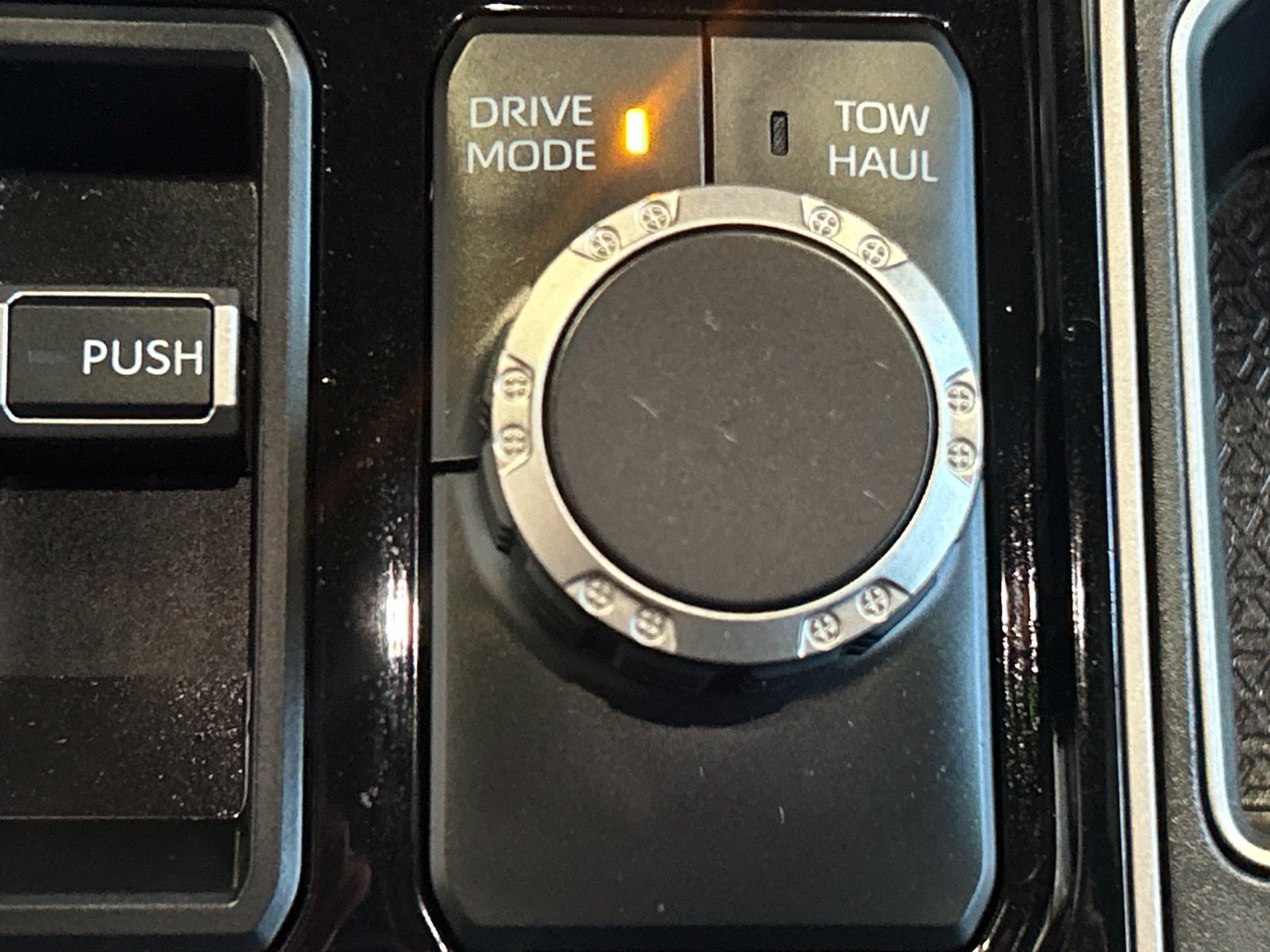 Used 2026 Toyota Tundra Limited AWD/4WD image 25