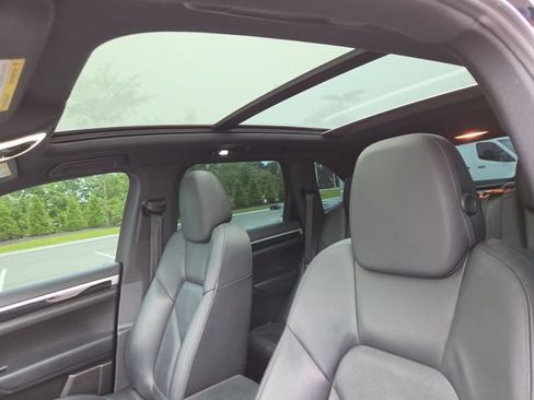 Used 2013 Porsche Cayenne S AWD/4WD image 30