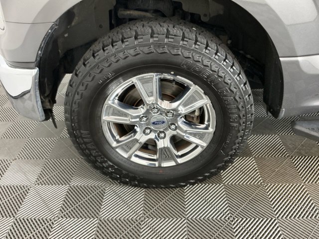 Used 2016 Ford F150 XLT w/ Equipment Group 302A Luxury AWD/4WD image 26