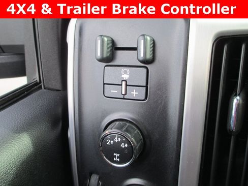 Used 2015 GMC Sierra 2500 SLT w/ Suspension Package, Off-Road image 16