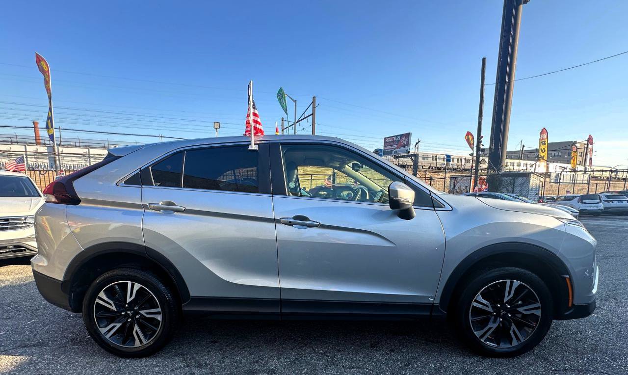 Used 2025 Mitsubishi Eclipse Cross SE AWD/4WD image 3
