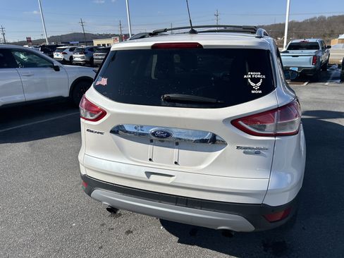 Used 2016 Ford Escape Titanium image 13
