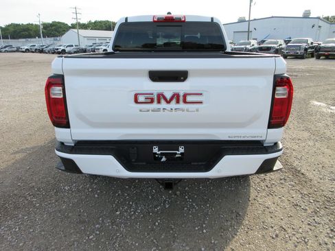 New 2026 GMC Canyon Denali AWD/4WD image 6
