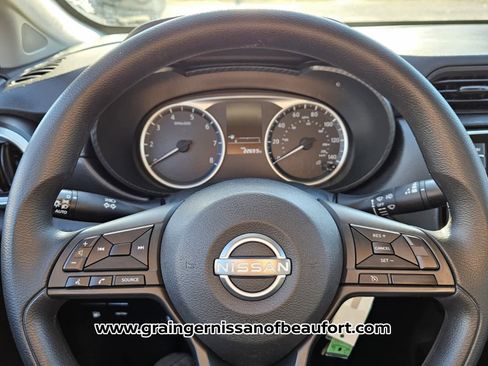 Used 2024 Nissan Versa S w/ S Plus Package image 11