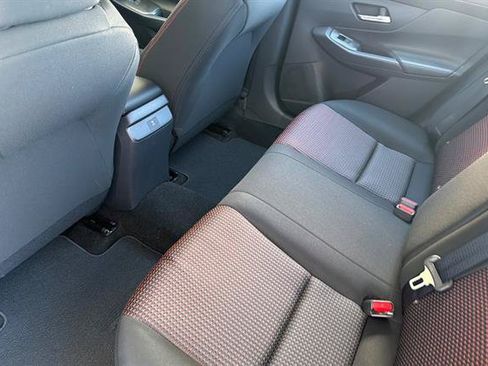 New 2027 Nissan Sentra SR w/ Floor Mat Package FWD image 13