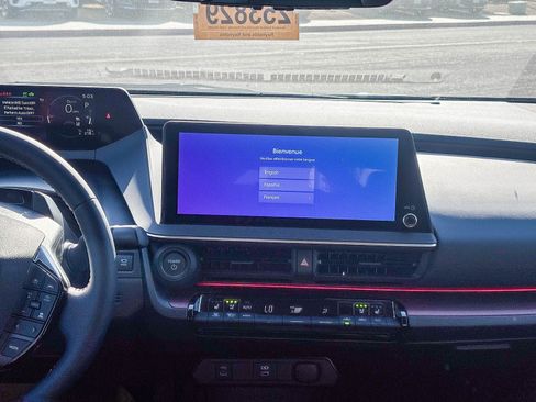 New 2026 Toyota Prius Plug-In Hybrid FWD image 16