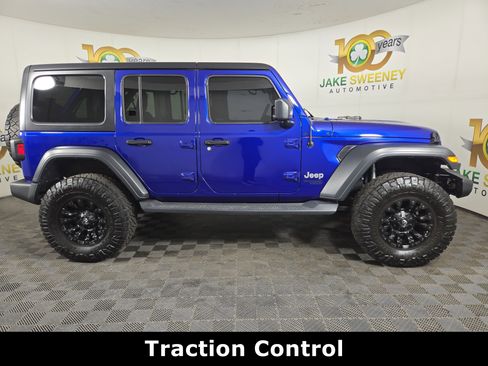 Certified 2018 Jeep Wrangler Unlimited Sport S AWD/4WD image 11