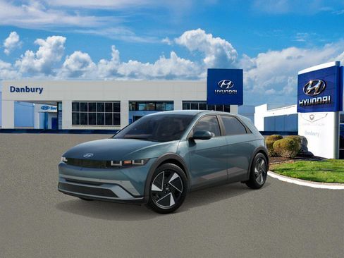 New 2026 Hyundai Ioniq 5 SEL AWD/4WD image 1