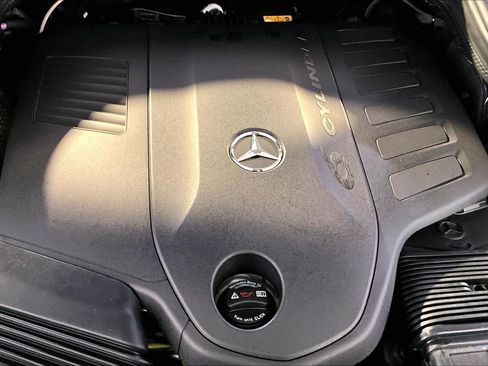 New 2026 Mercedes-Benz GLS 450 4MATIC image 15