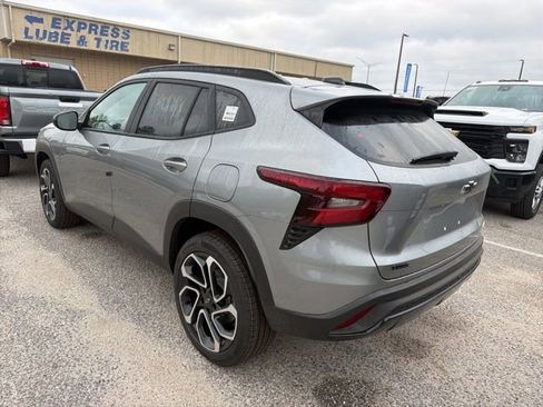 New 2026 Chevrolet Trax RS image 18