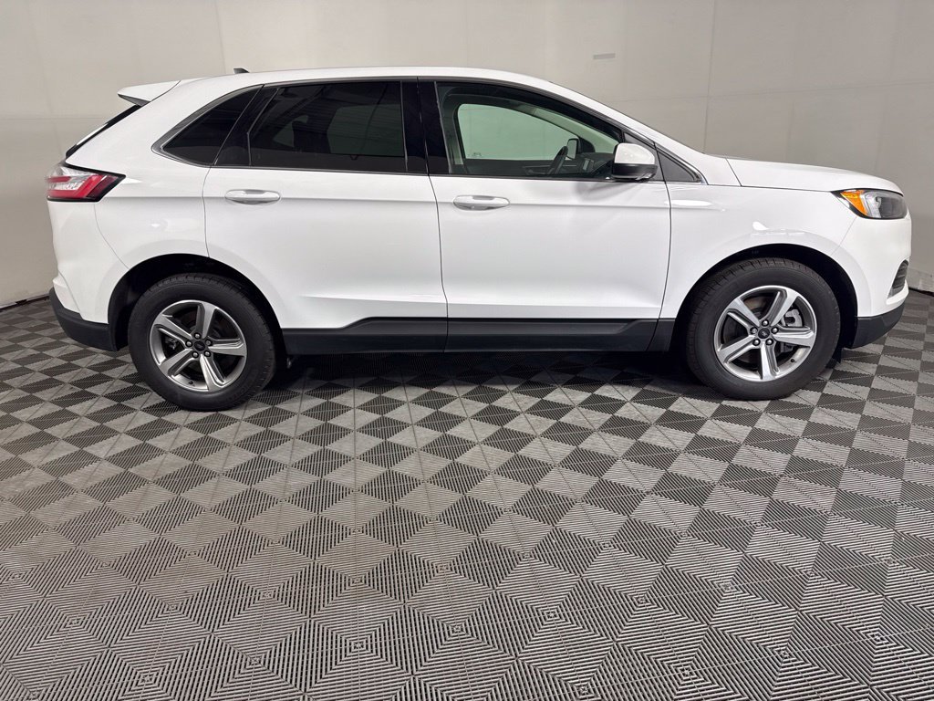 Used 2024 Ford Edge SEL w/ Convenience Package AWD/4WD image 13