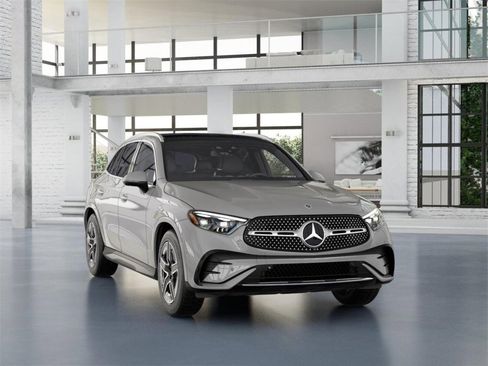 New 2026 Mercedes-Benz GLC 300 4MATIC image 9
