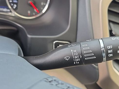 Used 2023 GMC Acadia Denali w/ Denali Ultimate Package image 26