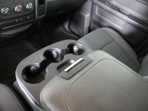 Used 2017 RAM 2500 Tradesman w/ Chrome Appearance Group image 11