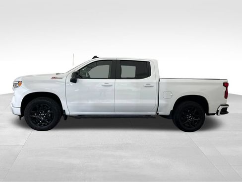 Used 2025 Chevrolet Silverado 1500 RST AWD/4WD image 2