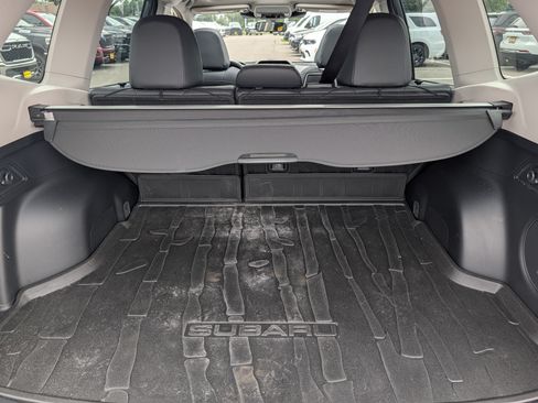Used 2023 Subaru Forester Limited AWD/4WD image 18