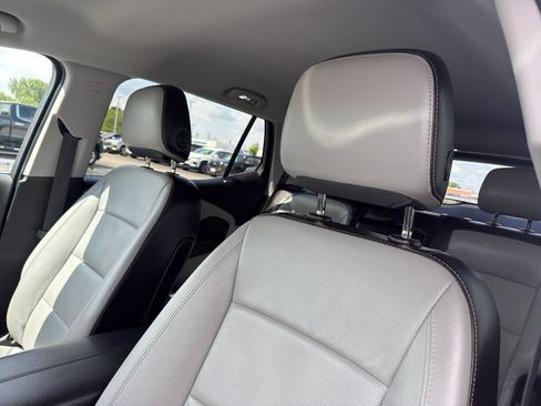 Certified 2020 GMC Terrain SLT w/ Preferred Package AWD/4WD image 27
