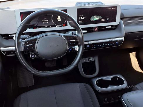 Certified 2024 Hyundai Ioniq 5 SEL image 16
