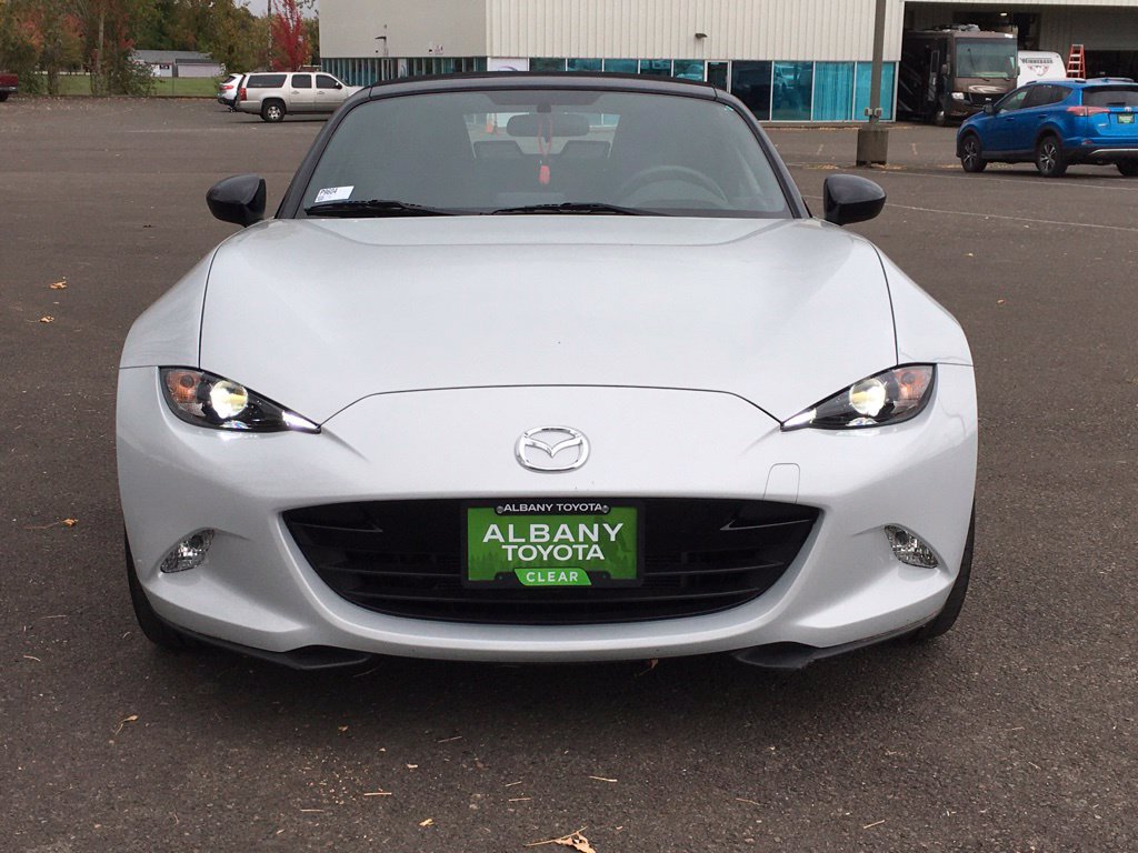 Used 2019 MAZDA MX-5 Miata Sport RWD image 10